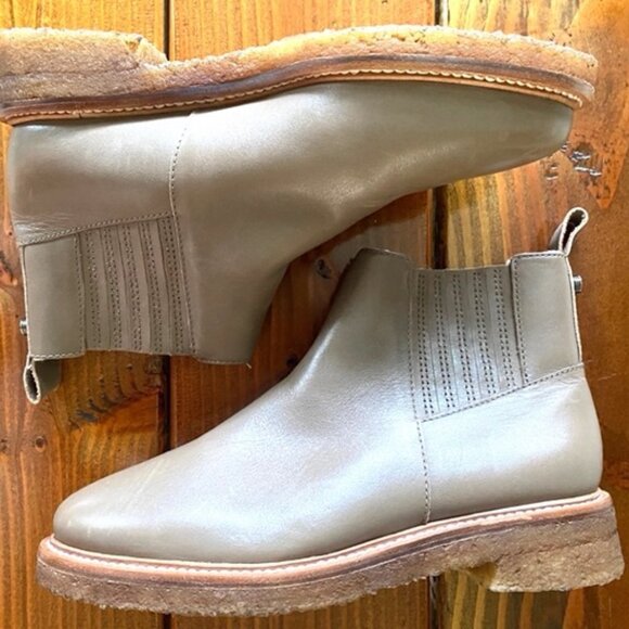 Botkier Women's Pull On Chelseas Bootie Taupe Size 6.5 - Picture 1 of 8
